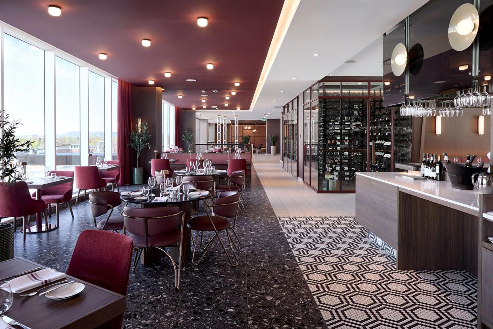 Courtyard By Marriott Montreal Laval Hotell Eksteriør bilde