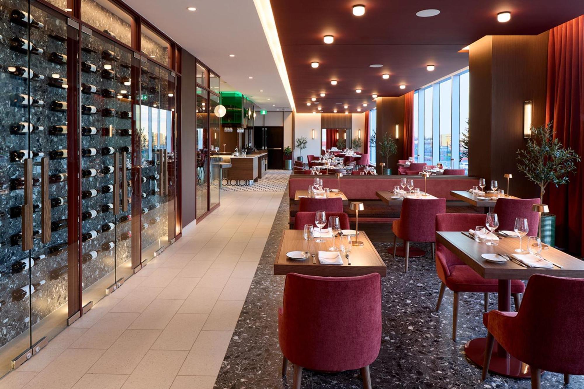 Courtyard By Marriott Montreal Laval Hotell Eksteriør bilde