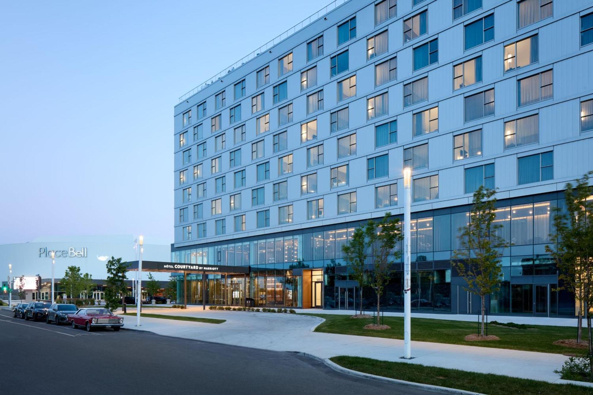 Courtyard By Marriott Montreal Laval Hotell Eksteriør bilde
