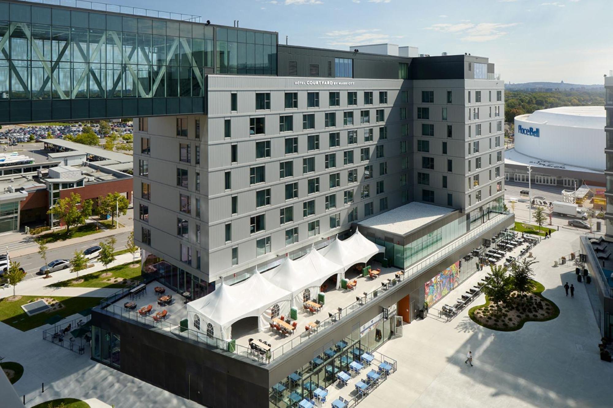 Courtyard By Marriott Montreal Laval Hotell Eksteriør bilde